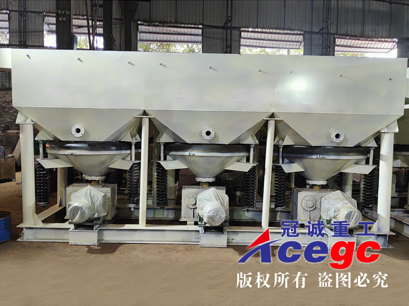 JT8-3篩下排礦鋸齒波跳汰機(jī) JT8-3篩下排礦鋸齒波跳汰機(jī)